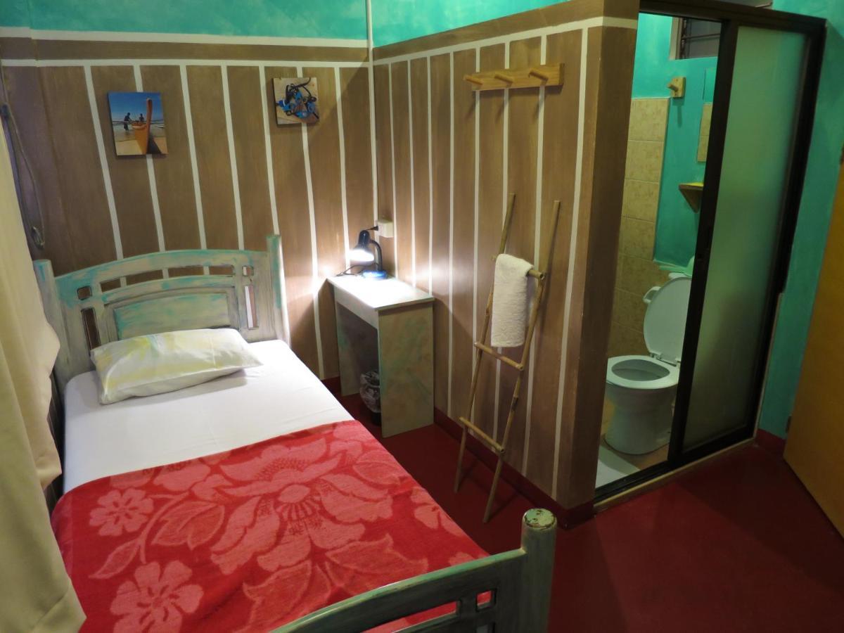 Gabby'S Bed & Breakfast Dumaguete City Kültér fotó